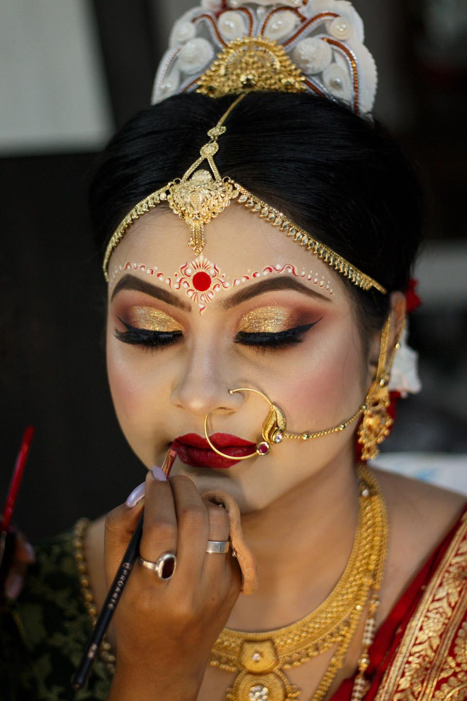 Simple bengali on sale bridal makeup